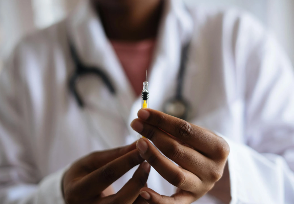 Adult Immunizations 101: Which Vaccines You Need and When After Age 30